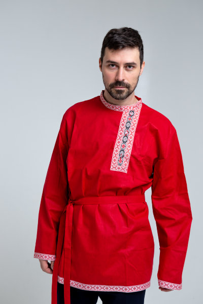Рубаха мужская (косоворотка) с отделкой красной тесьмой "Обереги"